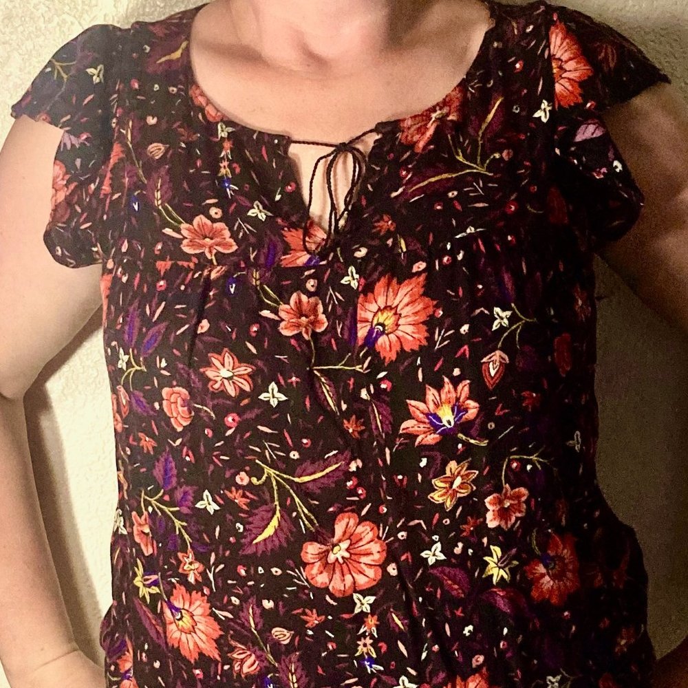 Old Navy Medium Sheer Linen Floral Red, Purple, Blue and Black Blouse